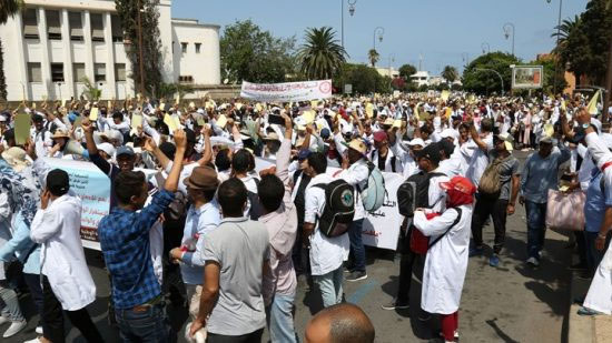 تجار المغرب يعلنون إضراب جديد احتجاجًا على الضرائب