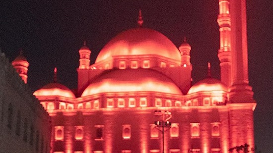 إضاءة قلعة صلاح الدين باللون الأحمر احتفالا بأعياد الربيع الصينية
