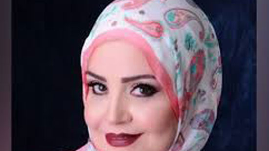 أمل منصور: الاحتفال بخلع الحجاب أمر غريب علي مجتمعنا وعالم أزهري يرد