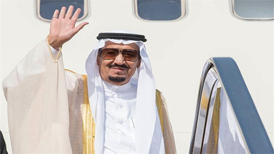 العاهل السعودي يصل إلى مصر