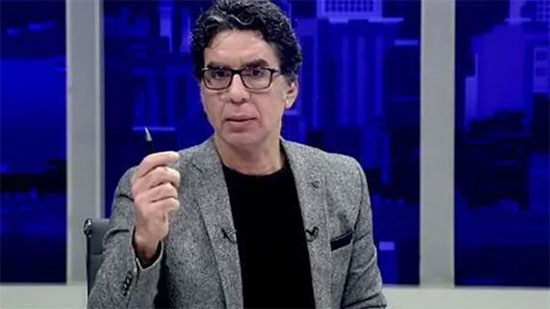 الديهي للإخواني محمد ناصر : هل المؤمن يلغي لغته ويهتف بالانجليزي 