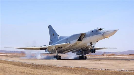 طائرات روسية تقصف مستودع أسلحة للمتشددين في سوريا

