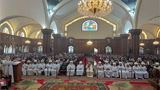 بالصور.. الكنيسة تحتفل بـ 300 سيدة بإيباراشية الفيوم