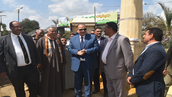  بالصور: افتتاح أعمال تطوير مدخل قرية بيهمو وتطوير ممشى 
