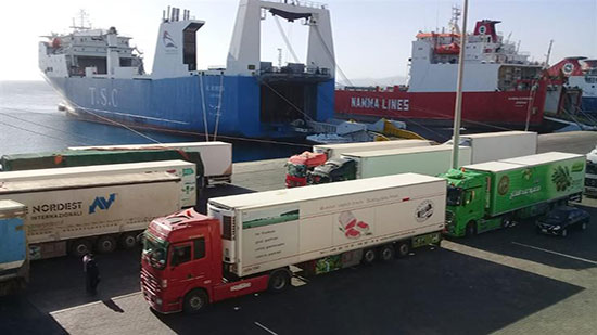  تداول 407 شاحنة بضائع بموانئ البحر الاحمر