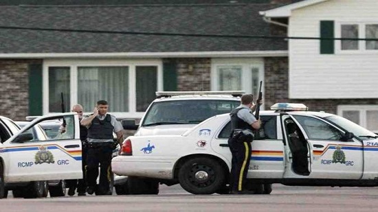  بعد تهديده بالقتل وحرق منزله ..  الشرطة الكندية تحاصر منزل هاني موريس 

