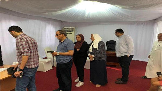 سفير مصر لدى عمان: هناك تزايد في أعداد الناخبين