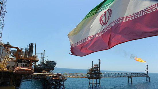 ليبيا تحتجز سفينة إيرانية موضوعى قائمة العقوبات الأمريكية