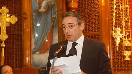 السفير المصري في لندن يشارك في قداس عيد القيامة
