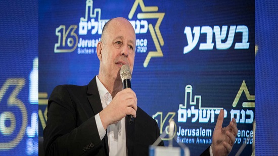 وزير إسرائيلي يكشف ملامح خطيرة لـ