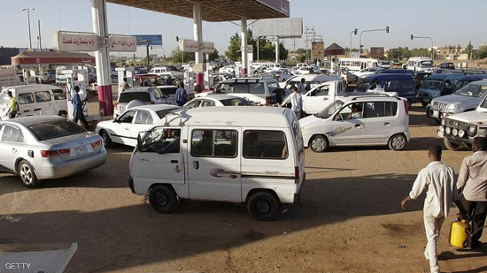 الكشف عن سبب أزمة الوقود في الخرطوم