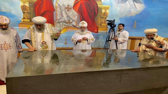  بالصور.. البابا تواضروس يدشن الكنيسة الخامسة خلال زيارته الرعوية لألمانيا 
