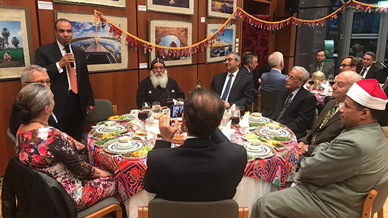 السفير المصري ببرلين يقيم حفل إفطار بحضور مسئولين ألمان وسفراء وقيادات كنسية