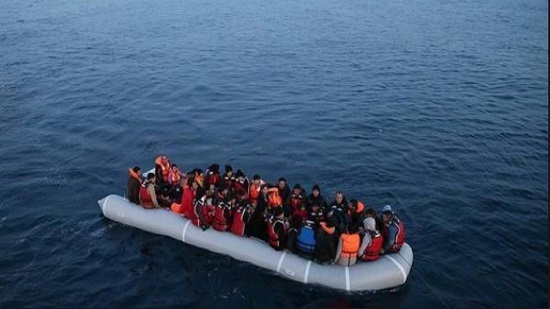  شاهد .. إنقاذ 290 مهاجرا بالقرب من سواحل طرابلس 
