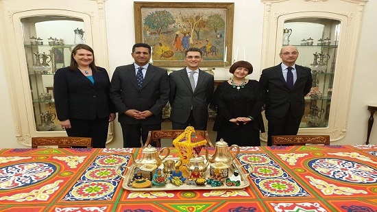 رئيس صربيا يوجه التهنئة بشهر رمضان في إفطار أقامه سفير مصر في بلجراد
