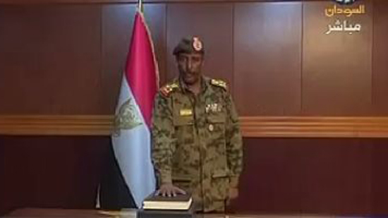 رئيس المجلس العسكرى الانتقالى يتوجه إلى الإمارات فى زيارة رسمية