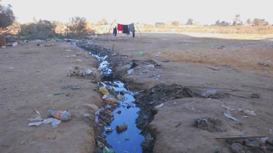  بالصور .. الإمراض تهاجم القرى المحرومة من الصرف الصحي بالسويس