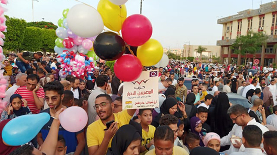 بالصور احتفال المصريين الأحرار بعيد الفطر المبارك مع شعب السويس