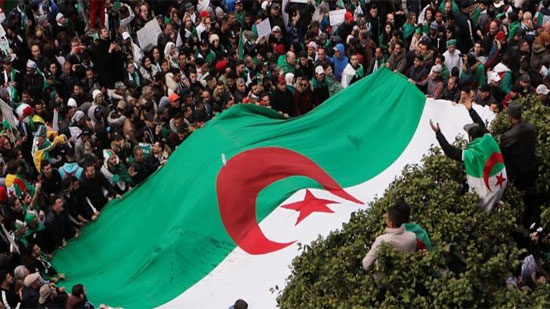 لوموند : بعد تأجيل الانتخابات الرئاسية للمرة الثانية .. الجزائر أمام طريق مسدود 