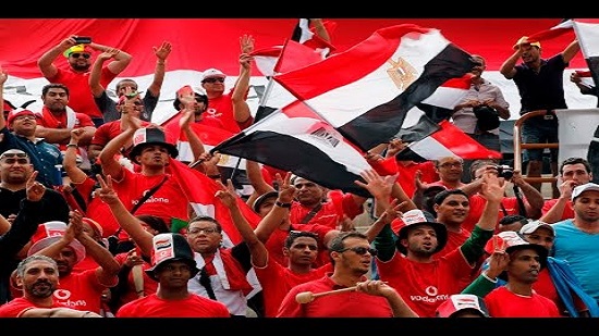  مغردون: مصر لم تهزم أمام جنوب أفريقيا بل هزمها الفساد.. إتحاد كرة فاسد كان يتوجب على الدولة إقالته بعد فضائح كأس العالم
