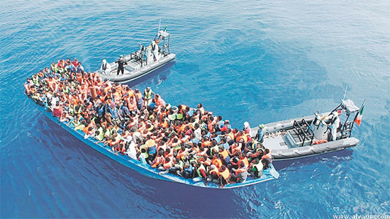 أزمة المهاجرين غير الشرعيين تلقي بظلالها على إيطاليا