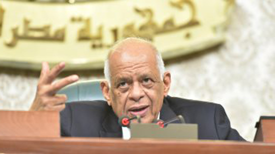 رئيس البرلمان: لا يستطيع أى وزير إجبار المجلس على مناقشة قانون أو وضع أجندة
