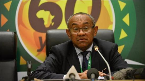رئيس الإتحاد الافريقي لكرة القدم يهدد مصر لهذا السبب