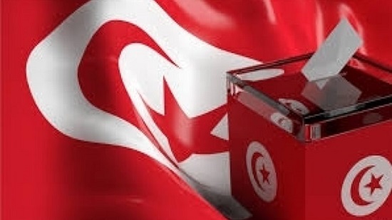 900 طلب من قوائمَ حزبية ومستقل في انتخابات تونس التشريعية
