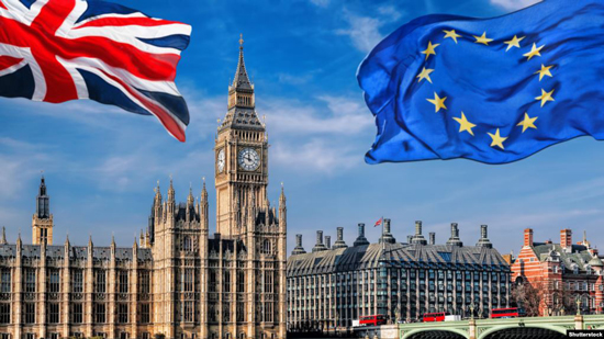  التلجراف : نشر بريطانيا بيانات صحيحة عن اقتصادها رسالة للعالم أنها لا تحتاج الاتحاد الأوروبي 