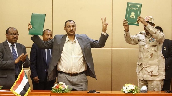 رئيس الوزراء في مراسم توقيع الوثيقة السودانية: مصر كانت وستظل دومًا سندًا لأشقائها بالسودان
