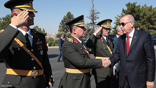 استياء الجنرالات.. ماذا يحدث بين أردوغان وقادة جيشه؟