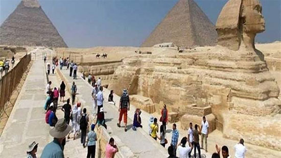 
السياحة العالمية: 1024 دولارا متوسط إنفاق السائح فى مصر
