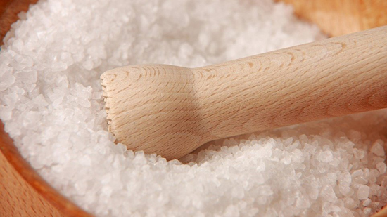 تناول هذه الكمية من الملح يوميا يعزز الصحة