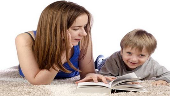 7 طرق لمساعدة الأمهات لتشجيع الأبناء على المذاكرة