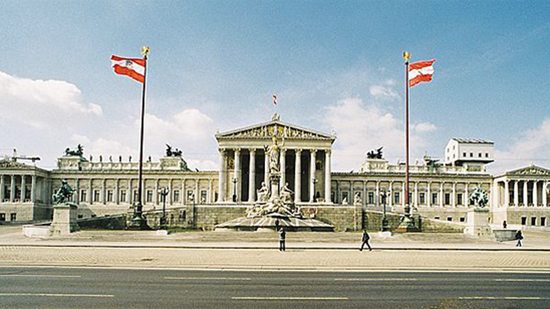 النمسا دعمت القطاع المصرفي فى البلاد بأكثر من 11 مليار دولار 