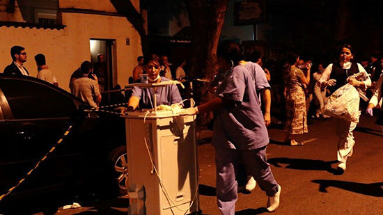 مصرع 10 أشخاص بحريق في مستشفى برازيلي (صور)