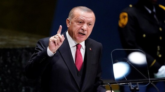 أردوغان: قد نبدأ عملية عسكرية في المنطقة الآمنة فجأة وفي أي ليلة
