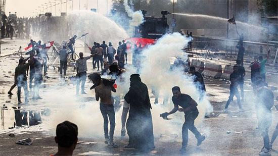 مقتل شخص وإصابة 200 آخرين في اشتباكات بمظاهرات العراق