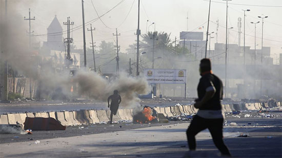 نائب بالبرلمان العراقي : إيران قتلت المتظاهرين العراقيين قنصا 