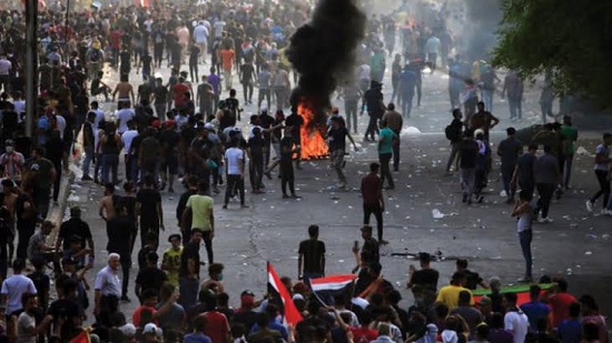  مقتل 100 متظاهر في العراق يثير غضب عشائر الجنوب العراقي من الجماعات المسلحة 
