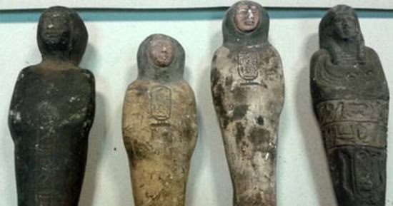 تماثيل فرعونية ورومانية .. ضبط عامل بحوزته 57 قطعة أثرية بأسيوط