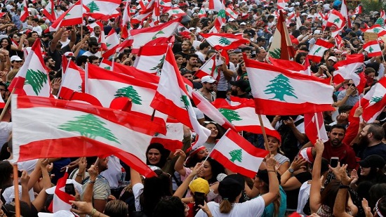 متظاهرون لبنان