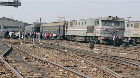 رئاسة الوزراء: التحفظ على رئيس قطار 934 بعد مصرع راكب وإصابة آخر
