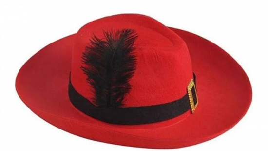 أوغندا تحظر ارتداء القبعات الحمراء وتعاقب حائزها بالسجن