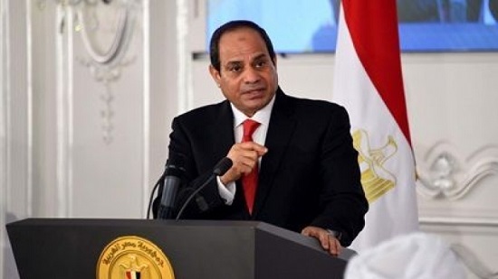  السيسي للمصريين : لا تنصاعوا للشائعات والأخبار الكاذبة 
