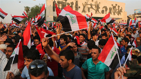 قناصة إيران تقتل المتظاهرين العراقيين من أسطح المنازل