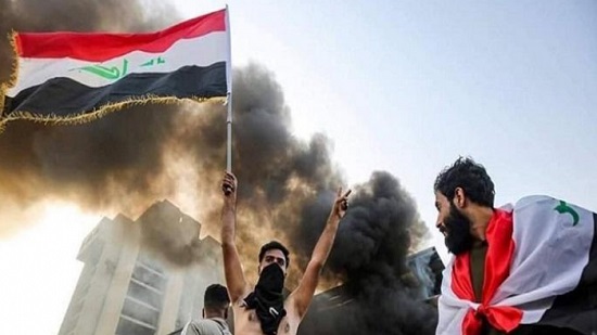 المتظاهرين العراقيون