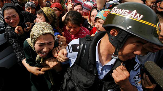 الكشف عن مئات معسكرات الاعتقال الإضافية للإيغور المسلمة في الصين