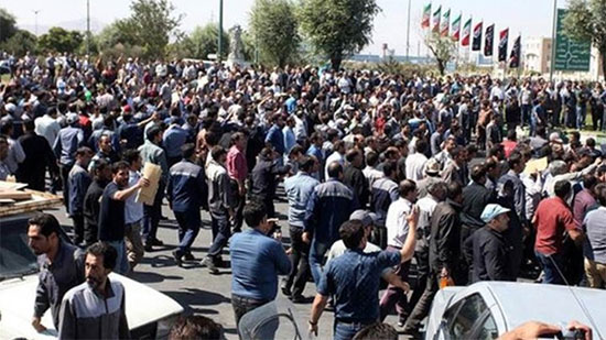 النظام الإيراني يعتقل 1000 محتج ويهدد بقمع الاحتجاجات  
