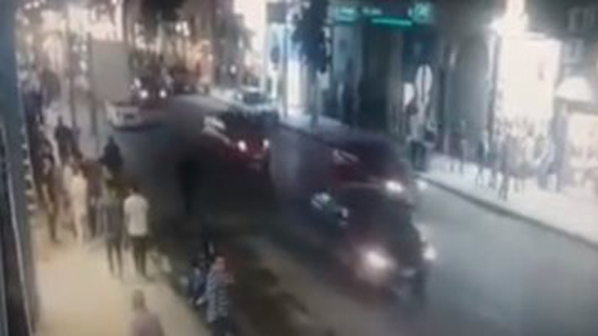 فيديو يرصد لحظة وقوع حادث 